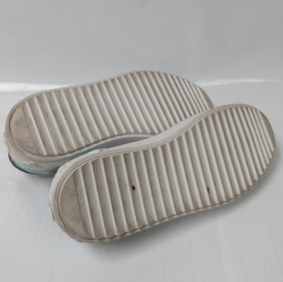 Louis Vuitton TimeOut trainers for women - Picture 11 of 12